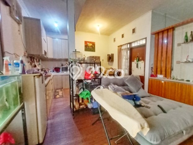 Rumah Minimalis 3 Kamar LT 180m2 di Taman Kopo Indah Rumah Minimalis 3 Kamar LT 180m2 di Taman Kopo Indah