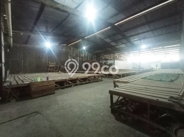 Unit Gudang Paling Strategis di Dayeuhkolot Bandung dengan LB 960m2 Unit Gudang Paling Strategis di Dayeuhkolot Bandung dengan LB 960m2