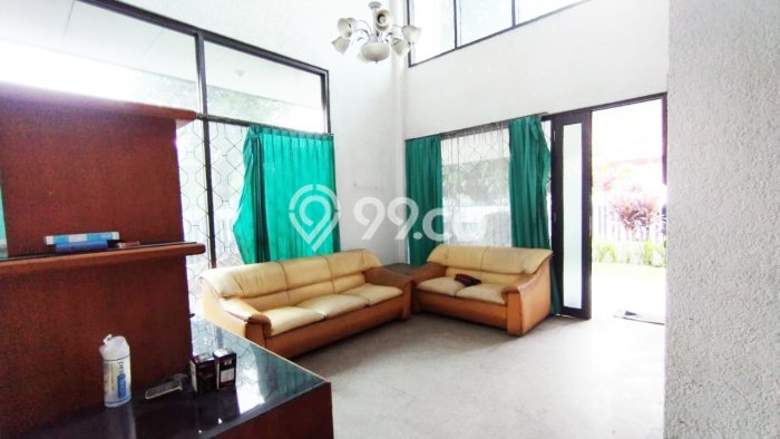 Disewakan! Rumah 6 Kamar Tidur &
3 Kamar Mandi di Buah Batu, Bandung Disewakan! Rumah 6 Kamar Tidur &
3 Kamar Mandi di Buah Batu, Bandung