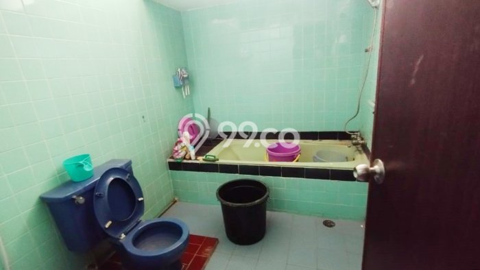 Disewakan! Rumah 6 Kamar Tidur &
3 Kamar Mandi di Buah Batu, Bandung Disewakan! Rumah 6 Kamar Tidur &
3 Kamar Mandi di Buah Batu, Bandung