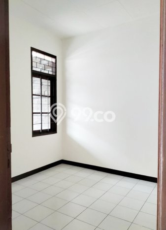 Rumah Minimalis 2 KT di Taman Kopo Indah Bandung Unfurnished Rumah Minimalis 2 KT di Taman Kopo Indah Bandung Unfurnished