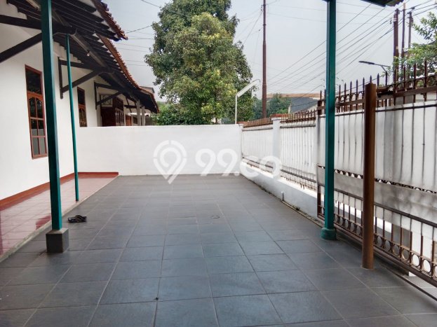 Rumah Disewakan Bandung LT 200m2 LB 150m2 Kawasan Holis Cigondewah Rumah Disewakan Bandung LT 200m2 LB 150m2 Kawasan Holis Cigondewah