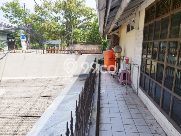 Rumah Mewah Siap Huni LT 354m2 di Cibiru, Bandung Rumah Mewah Siap Huni LT 354m2 di Cibiru, Bandung