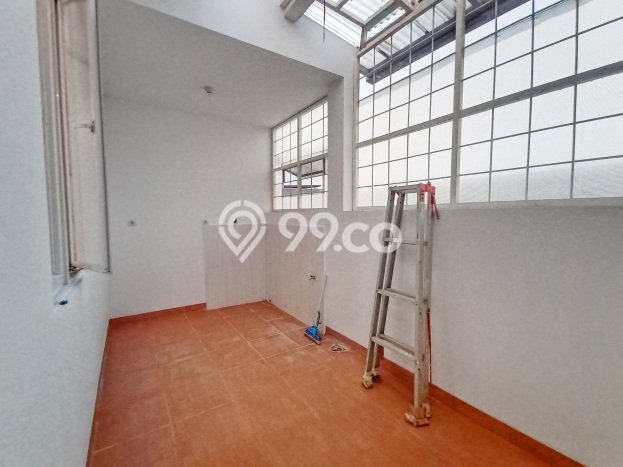 Jarang Ada! Rumah Sewa 3 Kamar Nyaman Siap Huni Taman Kopo Indah Jarang Ada! Rumah Sewa 3 Kamar Nyaman Siap Huni Taman Kopo Indah