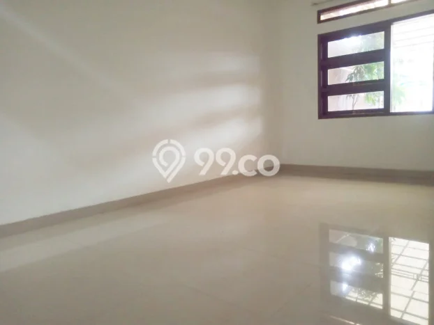 Disewakan Rumah Murah di Turangga Bandung dengan 5 Kamar Tidur Disewakan Rumah Murah di Turangga Bandung dengan 5 Kamar Tidur