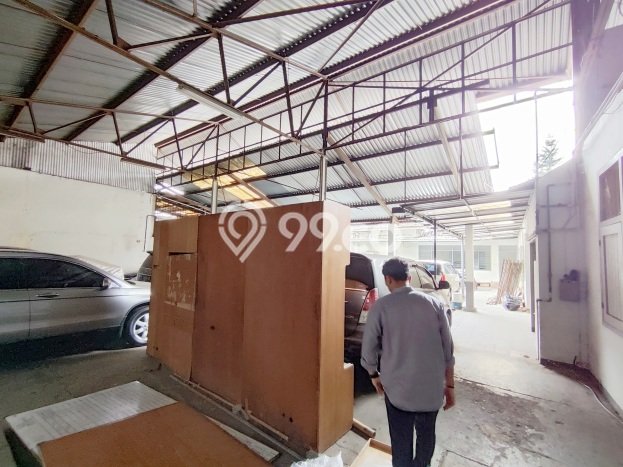 Rumah area Coblong, 4 KM, Area Asri, Luas 1109m2m² Bangunan 500m2m² Rumah area Coblong, 4 KM, Area Asri, Luas 1109m2m² Bangunan 500m2m²