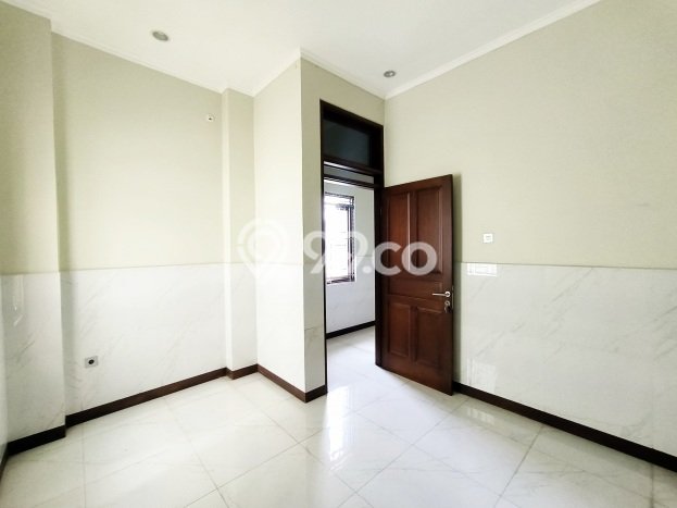 Siap Huni Hunian Elit 3 Kamar di Babakan Ciparay Dekat ke Mana Pun Siap Huni Hunian Elit 3 Kamar di Babakan Ciparay Dekat ke Mana Pun