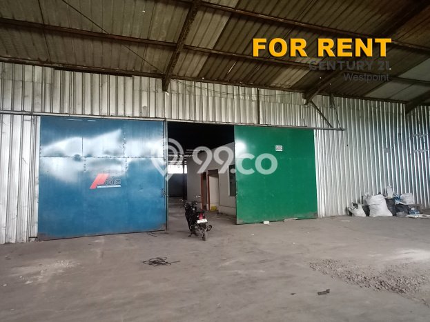 Gudang disewakan di Dayeuhkolot Bandung dengan luas bangunan 720m2 Gudang disewakan di Dayeuhkolot Bandung dengan luas bangunan 720m2