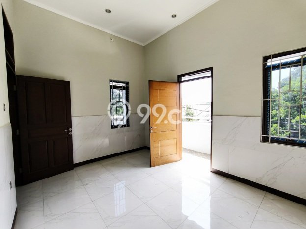 Siap Huni Hunian Elit 3 Kamar di Babakan Ciparay Dekat ke Mana Pun Siap Huni Hunian Elit 3 Kamar di Babakan Ciparay Dekat ke Mana Pun