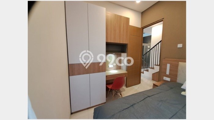 Rumah Elit LB 80m2 Siap Pakai Desain Elegan di Pejaten, Jakarta Selatan Rumah Elit LB 80m2 Siap Pakai Desain Elegan di Pejaten, Jakarta Selatan