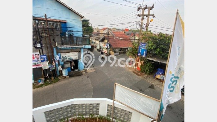 Rumah Luas Asri 3 KT Siap Pakai di Margonda Depok Rumah Luas Asri 3 KT Siap Pakai di Margonda Depok