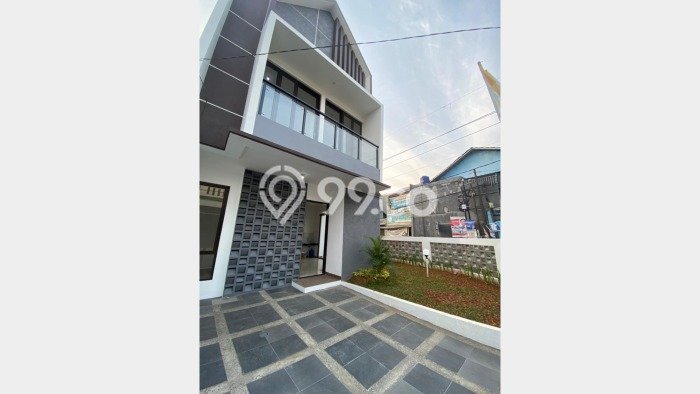 Rumah Luas Asri 3 KT Siap Pakai di Margonda Depok Rumah Luas Asri 3 KT Siap Pakai di Margonda Depok