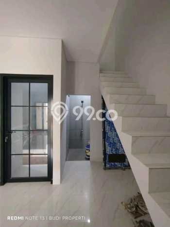 For Sale Hunian Rumah Terawat 3 KT di Cibubur, Jakarta Timur For Sale Hunian Rumah Terawat 3 KT di Cibubur, Jakarta Timur