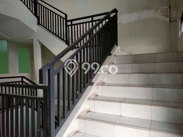 For Rent Gudang Area Komersial Kawasan Jati Asih, Luas 2000m², Siap Operasi For Rent Gudang Area Komersial Kawasan Jati Asih, Luas 2000m², Siap Operasi