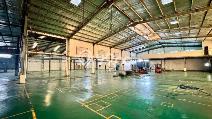 Disewakan Gudang di Kawasan Ramai Cikarang Luas 2205m2 Disewakan Gudang di Kawasan Ramai Cikarang Luas 2205m2