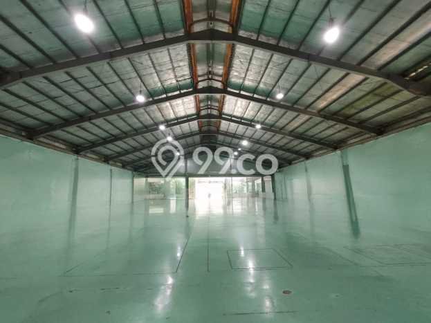 Gudang Disewa di Bekasi dengan LB 2216m2 Area Komersial Ramai Gudang Disewa di Bekasi dengan LB 2216m2 Area Komersial Ramai