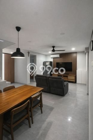 Jual Rumah Luas Elegan Dengan View Eksklusif di Pakuwon City, Surabaya Jual Rumah Luas Elegan Dengan View Eksklusif di Pakuwon City, Surabaya
