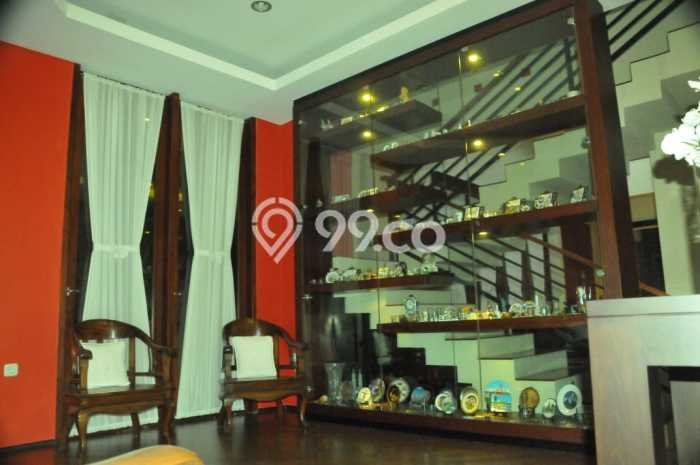 Rumah Luxury Modern Siap Huni di Kota Wisata Bogor Rumah Luxury Modern Siap Huni di Kota Wisata Bogor