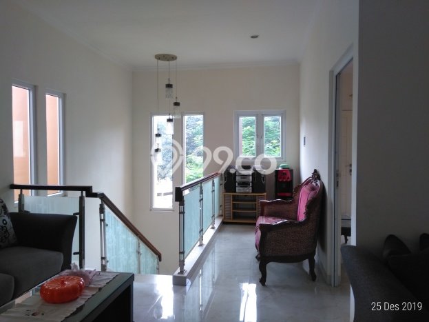 Rumah Elit Modern Tanpa Renovasi di Kota Wisata Bogor Rumah Elit Modern Tanpa Renovasi di Kota Wisata Bogor