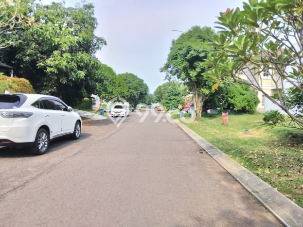 Kavling Tanah untuk Dijual di Kota Wisata, Bogor, Luas 240m2 Kavling Tanah untuk Dijual di Kota Wisata, Bogor, Luas 240m2