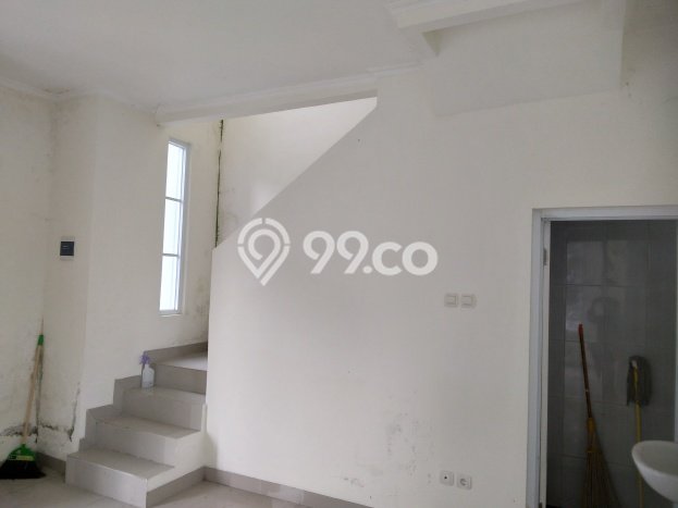 Dijual Hunian Rumah Terawat 3 Kamar di Cibubur, Bogor Dijual Hunian Rumah Terawat 3 Kamar di Cibubur, Bogor