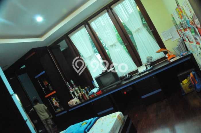 Rumah Luxury Modern Siap Huni di Kota Wisata Bogor Rumah Luxury Modern Siap Huni di Kota Wisata Bogor