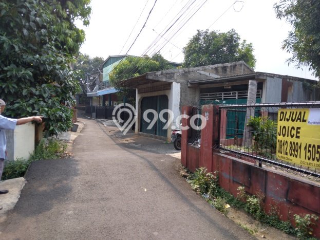 Dijual Cepat Rumah Bagus Siap Huni LB 125m2 di Cipayung, Jakarta Timur Dijual Cepat Rumah Bagus Siap Huni LB 125m2 di Cipayung, Jakarta Timur