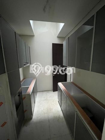 For Sale! Luxury House LT 105m2 Desain Elegan di Graha For Sale! Luxury House LT 105m2 Desain Elegan di Graha
