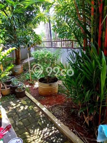 Rumah LT 180m² / LB 120m² View Gunung di BSD Griya Loka, Tangerang Rumah LT 180m² / LB 120m² View Gunung di BSD Griya Loka, Tangerang