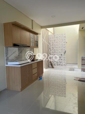 Rumah EXCLUSIVE! area BSD Nusaloka, Tangerang, Luas 98m² LB 130m², BISA KPR Rumah EXCLUSIVE! area BSD Nusaloka, Tangerang, Luas 98m² LB 130m², BISA KPR