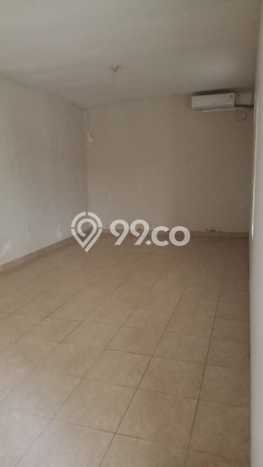 Rumah Asri area BSD Taman Giri Loka, 3 KM, Lingkungan Tenang, Luas 450m² Bangunan 200m² Rumah Asri area BSD Taman Giri Loka, 3 KM, Lingkungan Tenang, Luas 450m² Bangunan 200m²
