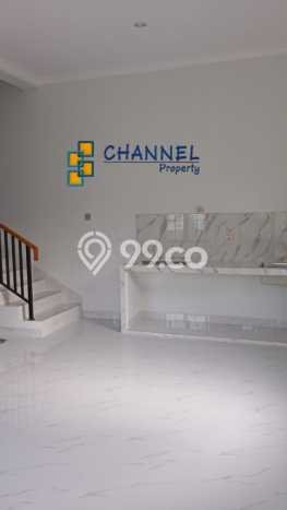 Rumah Strategis Modern Lb 110m2 di BSD, Tangerang Selatan Rumah Strategis Modern Lb 110m2 di BSD, Tangerang Selatan