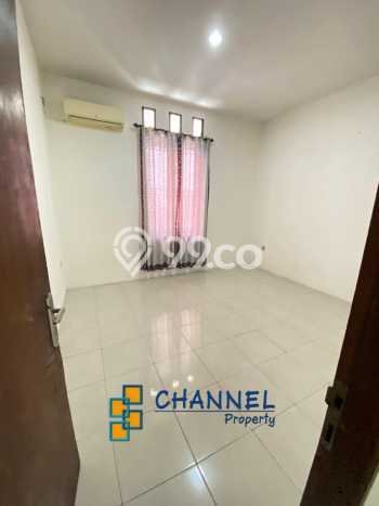 For Sale Rumah 2 Kamar Lokasi Ideal Bagus dan Strategis di BSD For Sale Rumah 2 Kamar Lokasi Ideal Bagus dan Strategis di BSD