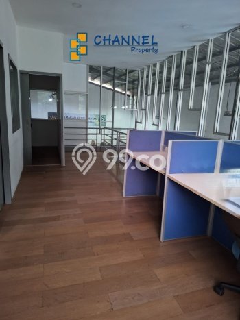 Gudang untuk disewa di BSD punya LT 400m2 & LB 400m2 harga sewa kompetitif Gudang untuk disewa di BSD punya LT 400m2 & LB 400m2 harga sewa kompetitif
