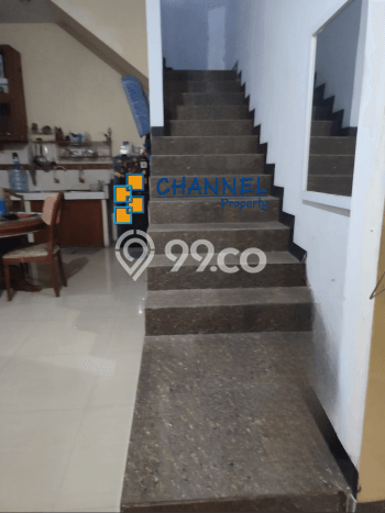 Jual Rumah Bagus Siap Huni LB 220m2 di Pamulang, Tangerang Selatan Jual Rumah Bagus Siap Huni LB 220m2 di Pamulang, Tangerang Selatan