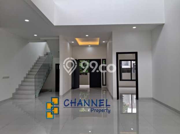 Rumah Elit Modern Tanpa Renovasi di BSD Puspita Loka Tangerang Rumah Elit Modern Tanpa Renovasi di BSD Puspita Loka Tangerang