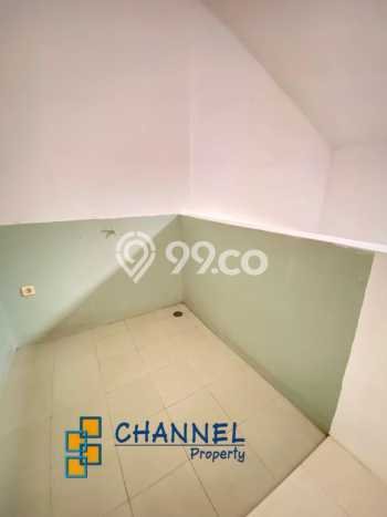 For Sale Rumah 2 Kamar Lokasi Ideal Bagus dan Strategis di BSD For Sale Rumah 2 Kamar Lokasi Ideal Bagus dan Strategis di BSD