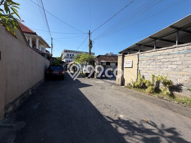 Area Ramai! Komersial Dijual di Denpasar Timur untuk Bisnis Luas Bangunan 2010m2 Area Ramai! Komersial Dijual di Denpasar Timur untuk Bisnis Luas Bangunan 2010m2