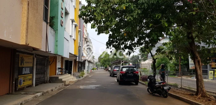 Ruko Komplek Pertokoan Pulomas 3lantai Jakarta Timur Ruko Komplek Pertokoan Pulomas 3lantai Jakarta Timur