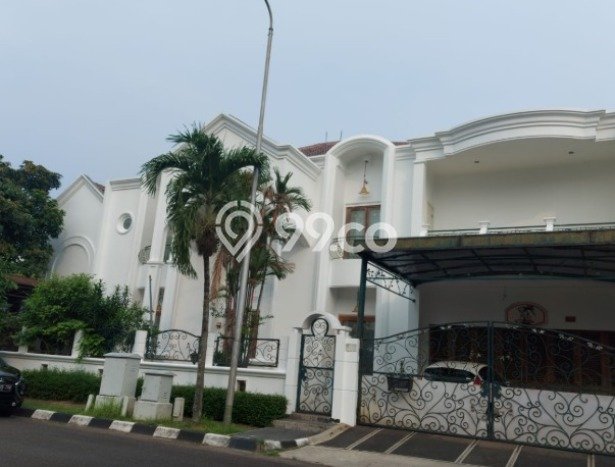 Ready to Use! Luxury House LT 1294m2 Desain Elegan di Cikokol Ready to Use! Luxury House LT 1294m2 Desain Elegan di Cikokol
