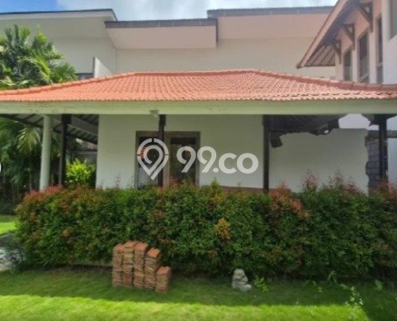 Vila Strategis Kawasan , Luas 2800m2m², Akses Badung, Badung Vila Strategis Kawasan , Luas 2800m2m², Akses Badung, Badung