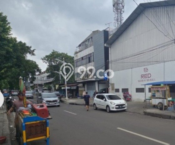 Unit Komersial Dijual di Jakarta Barat LT 462m2 & LB 462m2 Unit Komersial Dijual di Jakarta Barat LT 462m2 & LB 462m2