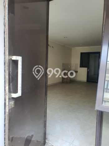 Rumah Strategis , Tangerang, Luas 70m2m² LB 140m2m² Rumah Strategis , Tangerang, Luas 70m2m² LB 140m2m²