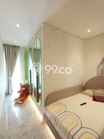 Rumah Strategis dengan Luas Tanah 140m2m² dan Luas Bangunan 176m2m² di Area , Tangerang Rumah Strategis dengan Luas Tanah 140m2m² dan Luas Bangunan 176m2m² di Area , Tangerang