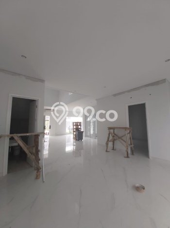 PENAWARAN TERBAIK! Rumah Premium area , LT 240m2m² Bangunan 316m2m² PENAWARAN TERBAIK! Rumah Premium area , LT 240m2m² Bangunan 316m2m²