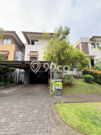 Rumah Elit Modern Tanpa Renovasi di BSD City Tangerang Rumah Elit Modern Tanpa Renovasi di BSD City Tangerang