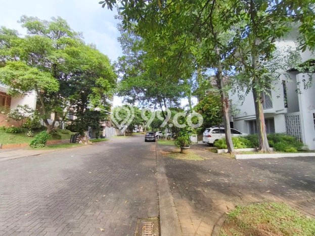 Ready to Use! Premium House LT 324m2 Desain Modern di BSD City Ready to Use! Premium House LT 324m2 Desain Modern di BSD City