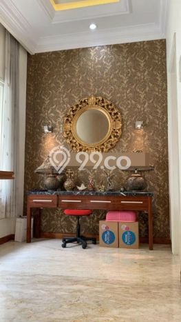 PROMO SPESIAL! Dijual Rumah Premium di Karawaci, Tangerang, Luas Tanah 312m2m² LB 400m2m² PROMO SPESIAL! Dijual Rumah Premium di Karawaci, Tangerang, Luas Tanah 312m2m² LB 400m2m²