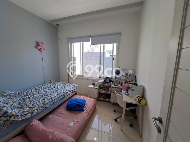 Rumah Elit LB 170m2 Siap Huni Desain Elegan di Alam Sutera, Tangerang Rumah Elit LB 170m2 Siap Huni Desain Elegan di Alam Sutera, Tangerang