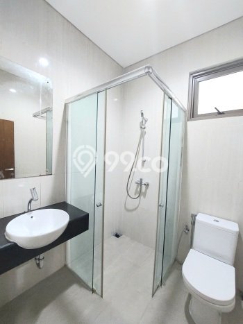 Rumah Luxury Modern Siap Huni di BSD City Tangerang Rumah Luxury Modern Siap Huni di BSD City Tangerang